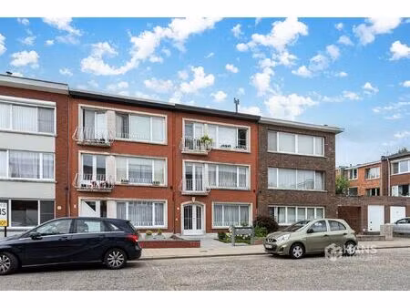 appartement te koop in deurne met 1 slaapkamer