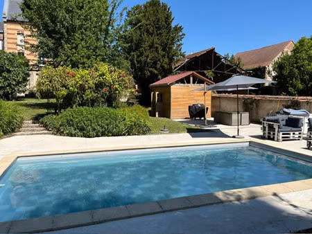 maison de prestige à vendre à fère-champenoise - 9 pièces  218 m²