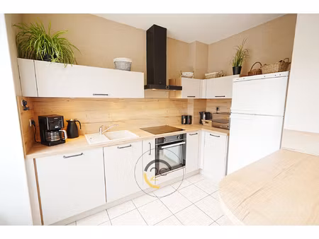 charmant appartement 3 pièces à longlaville.