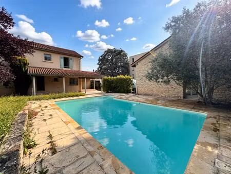 achat maison 7 pièces 197m²