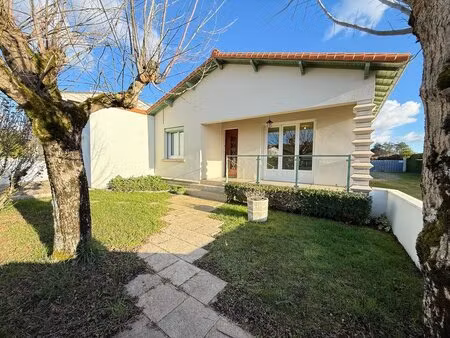 maison 4 pieces avec garage à 1 km supermarché
