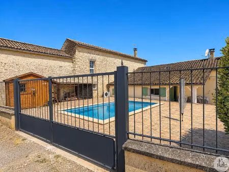 maison de village avec piscine.en beaumontois