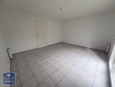 maison à louer 4 pièces 74.52 m² - beuzeville (27) - 930€
