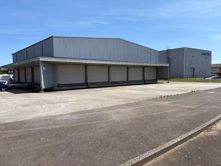 location local commercial