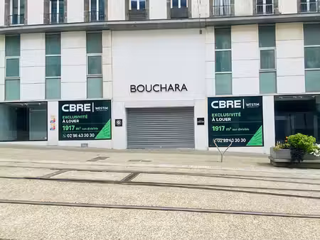 location local commercial