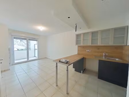 location appartement 2 pièces 41m² romans sur isere 26100