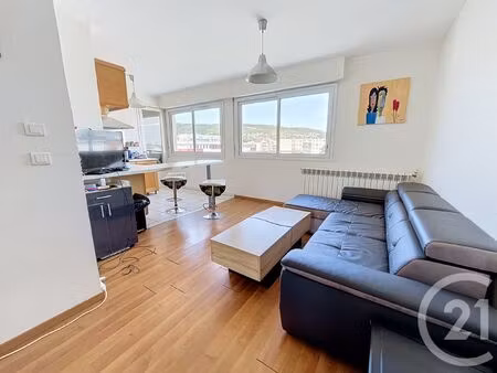 location appartement 3 pièces 62m² clermont ferrand 63000