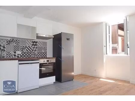 location appartement 3 pièces 48m² chambery 73000