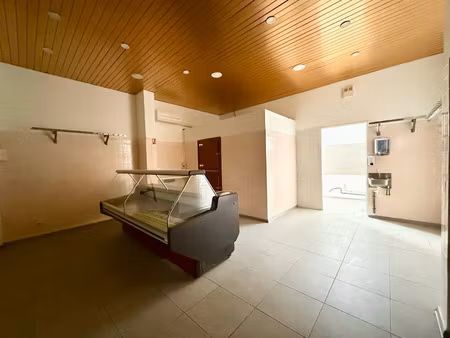 vente divers 2 pièces 40 m² carnoux-en-provence (13470)