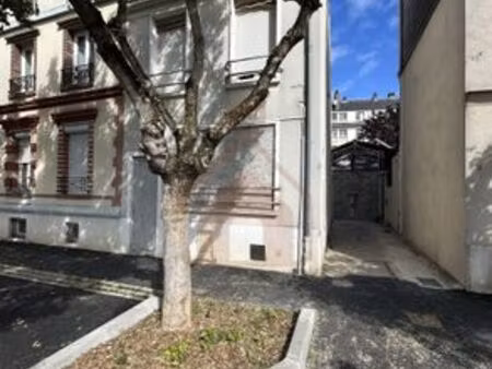 prestigieux immeuble de rapport en vente à le kremlin-bicêtre  île-de-france