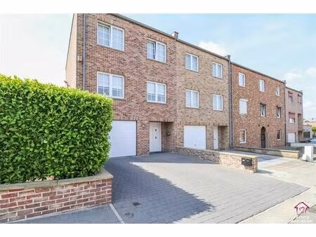 maison à vendre avec garage et 3 chambres   châtelineau (vbe49868)
