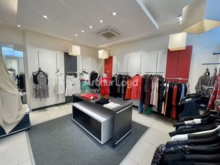 location commerce reims 51100 105m²