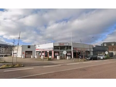location commerce rouen 76100 815m²