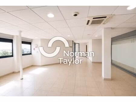 location bureaux 204 m²