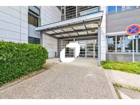 location bureaux 115m² à 813m²