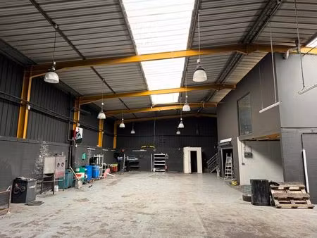 location local d’activités taverny 95150 800m²