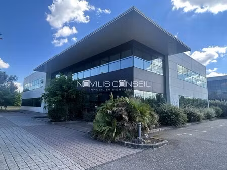 vente bureaux 635 m²