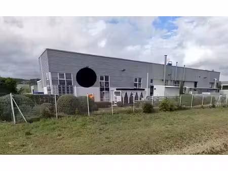 vente entrepôt 2104m²