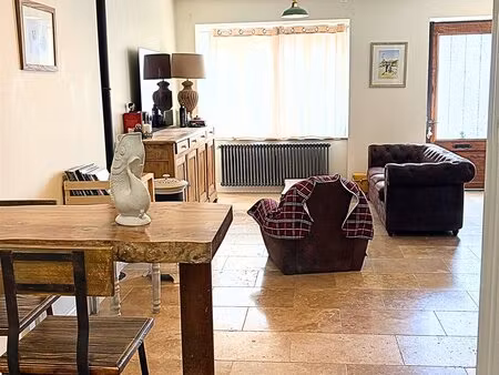 auch haute ville maison de rue rénovée avec terrasse
