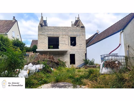 terrain liancourt 295 m2