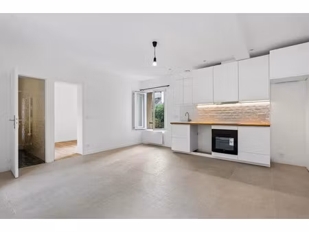 location maison 3 pièces 45 m² à corbeil-essonnes (91100)  1 000 €