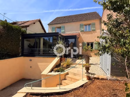 location maison 5 pièces 127 m² à moret-loing-et-orvanne (77250)  1 520 €