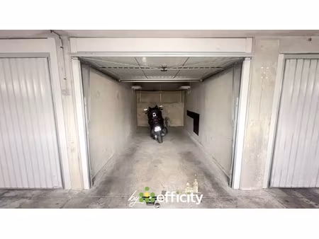 parking - 12 m²