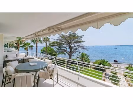 cannes palm beach front de mer splendide appartement vue mer et iles de cannes