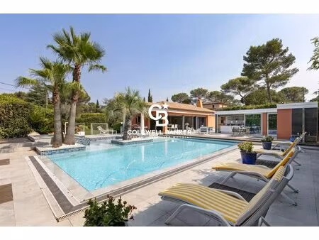 mougins - belle villa de plain-pied avec piscine