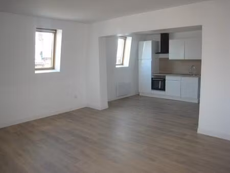 location appartement 3 pièces 52m² valenciennes 59300