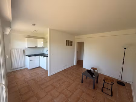 location appartement 1 pièce 25m² chennevieres sur marne 94430