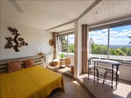 appartement de 22 25 m² à greoux-les-bains