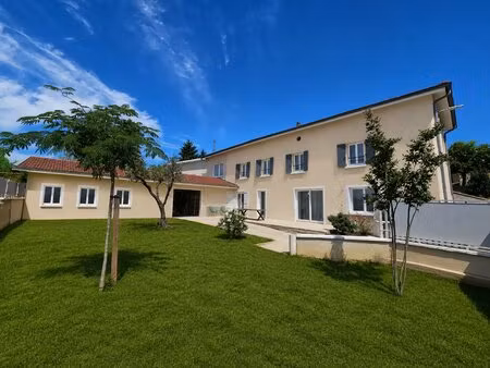 maison atypique pleine de charme