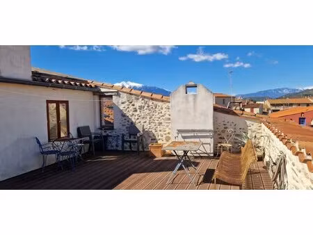 ille sur tet - maison de village 231m2 avec garage et 2 terrasses vue degagee canigou et..