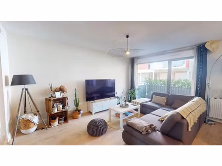 location appartement 3 pièces 66 m² à onet-le-château (12850)