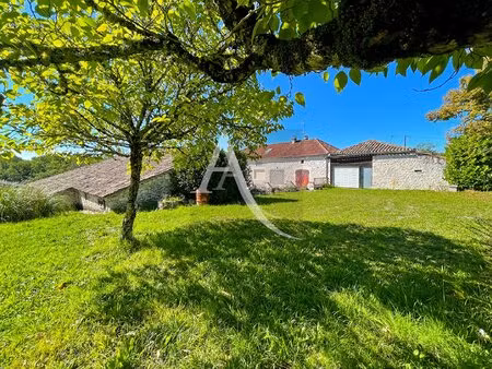 propriété en pierre avec dépendance - montaigu-de-quercy