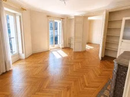 location appartement 4 pièces à nantes (44000) : à louer 4 pièces / 131m² nantes
