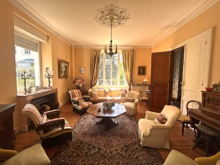 maison bourgeoise 9 pièces 293 m2