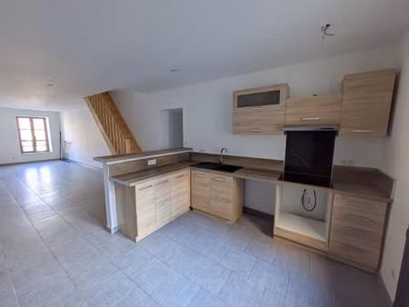 duplex en location avec terrasse à pont-saint-esprit