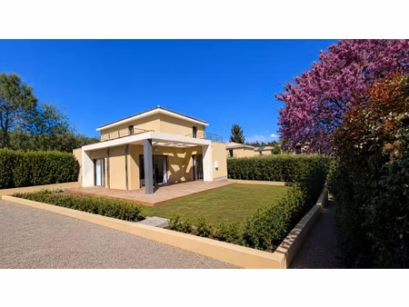 vente maison 4 pièces 90 m² à aix-en-provence (13090)  590 000 €