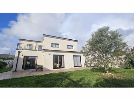 vente maison 6 pièces 143 m² à concarneau (29900)  623 000 €