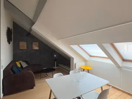 a^ppartement meublé