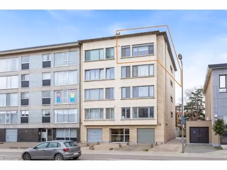 appartement te huur in merksem met 2 slaapkamers