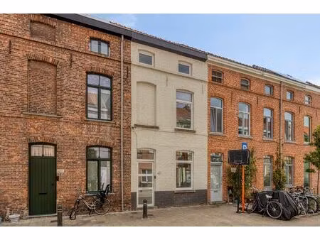 huis te huur in gent met 2 slaapkamers