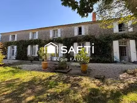 vente maison piscine à puyravault (85450) : à vendre piscine / 530m² puyravault