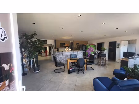 vente locaux professionnels 14 pièces 900 m² à rouxmesnil-bouteilles (76370)  778 000 €