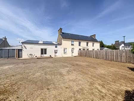 longère avec deux logements et revenu locatif à saint-benoît-des-ondes  à 200 m de la...