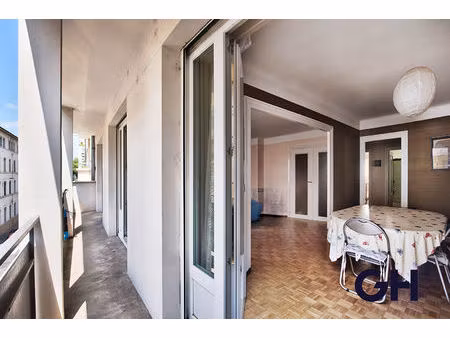 appartement 4 pièces lyon 6e - élégance  volume  rue duguesclin