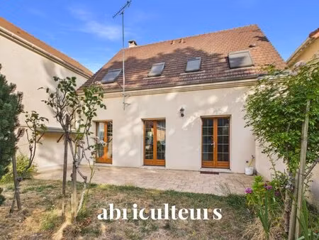 maison familiale avec terrasse et jardin - versailles porchefontaine - 107m²  3 chambres