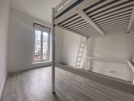location appartement 1 pièce  25.13m²  nantes